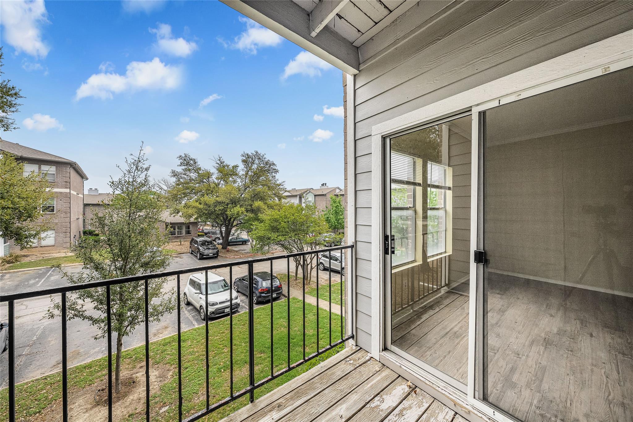 12166 Metric Blvd # 2004, Austin, TX 78758
