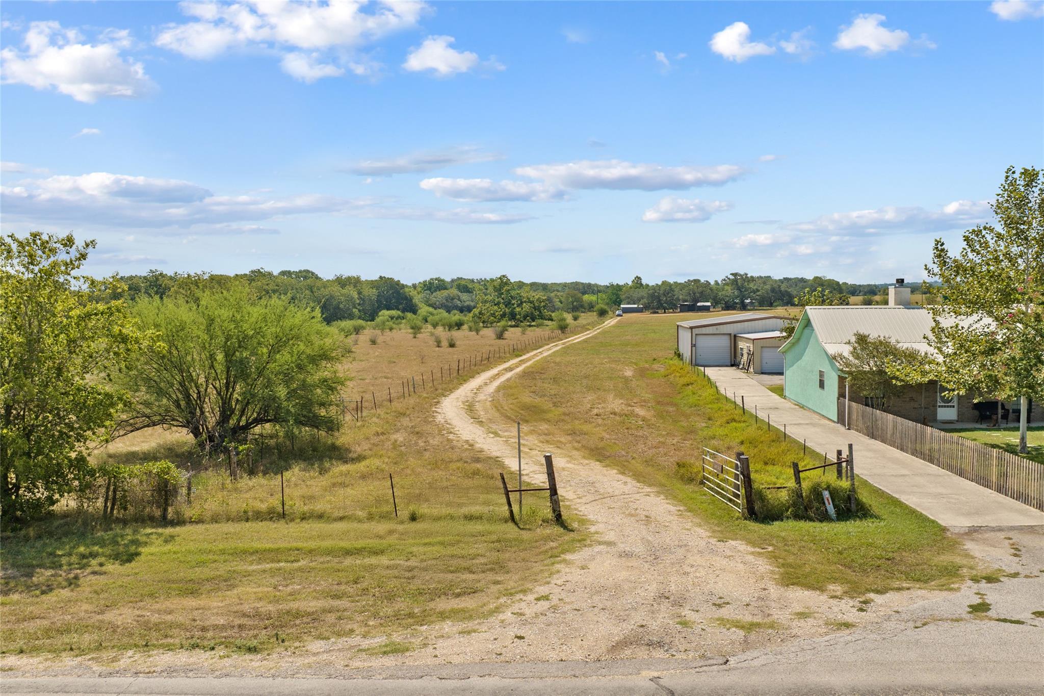 1408 State Park Rd, Lockhart, TX 78644