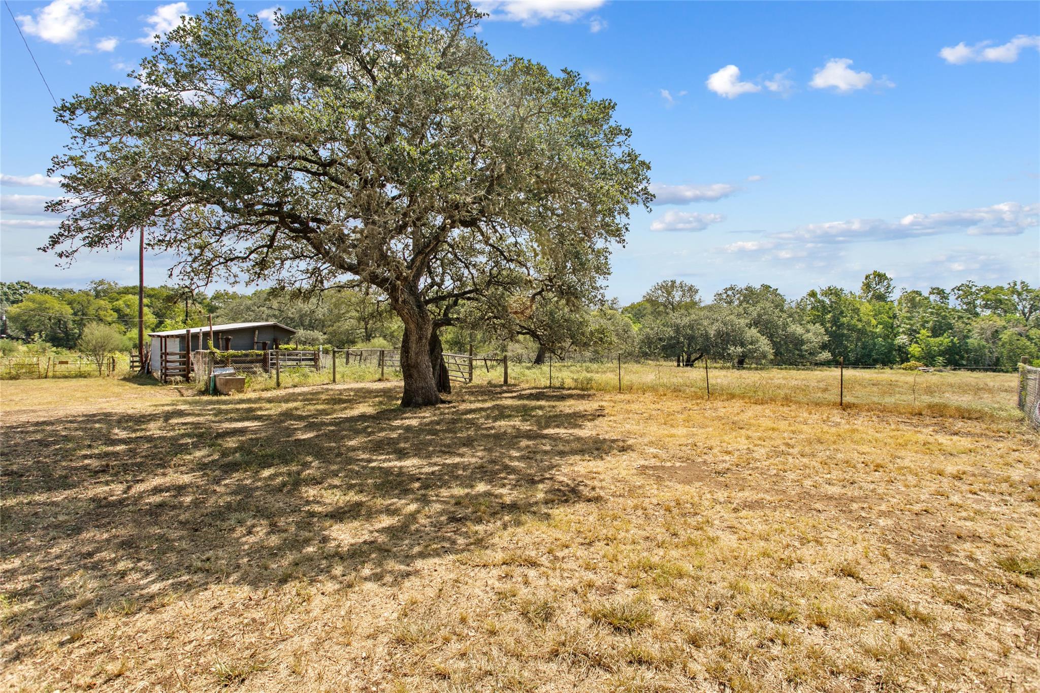 1408 State Park Rd, Lockhart, TX 78644