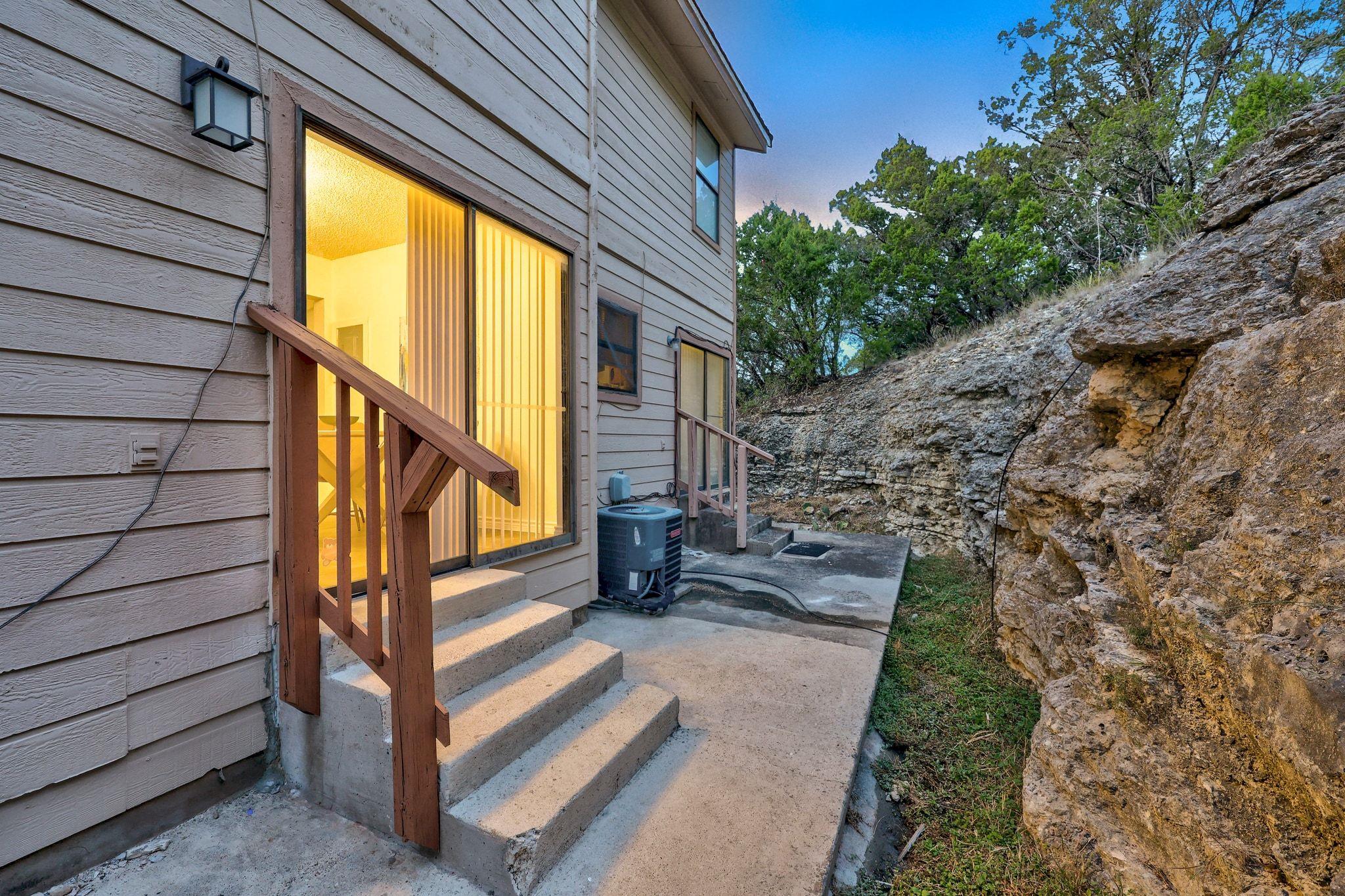 21461 Coyote Trl # 2, Lago Vista, TX 78645