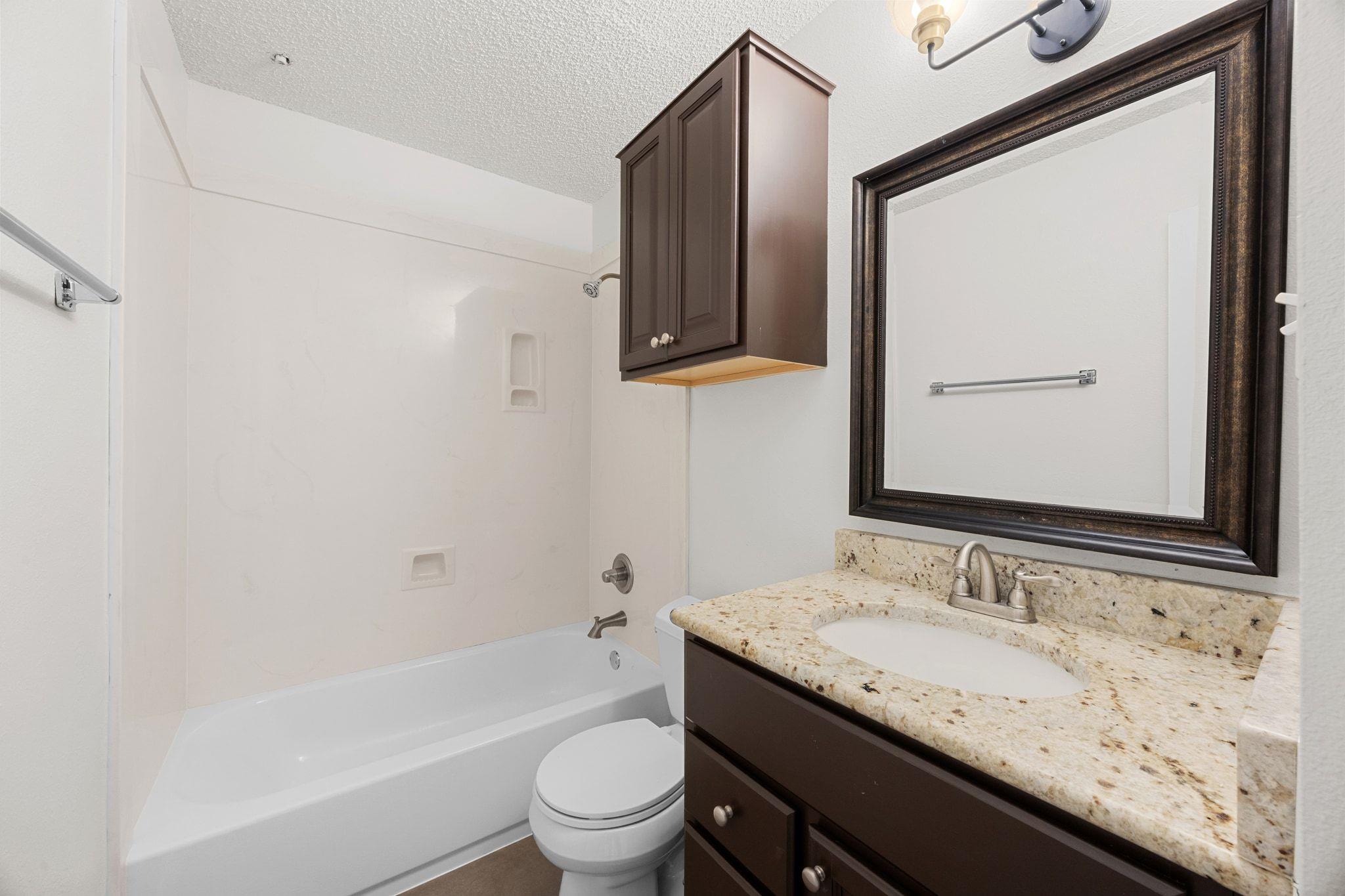 21461 Coyote Trl # 2, Lago Vista, TX 78645