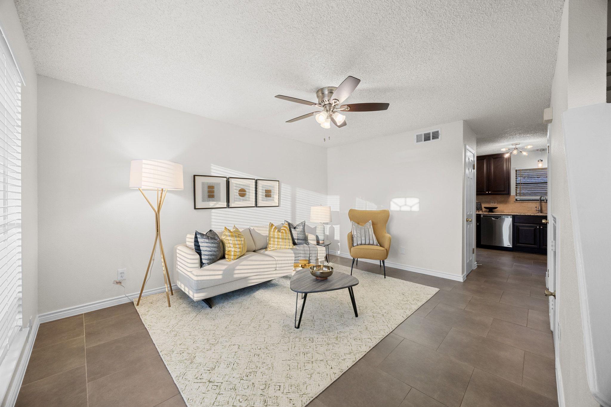 21461 Coyote Trl # 2, Lago Vista, TX 78645