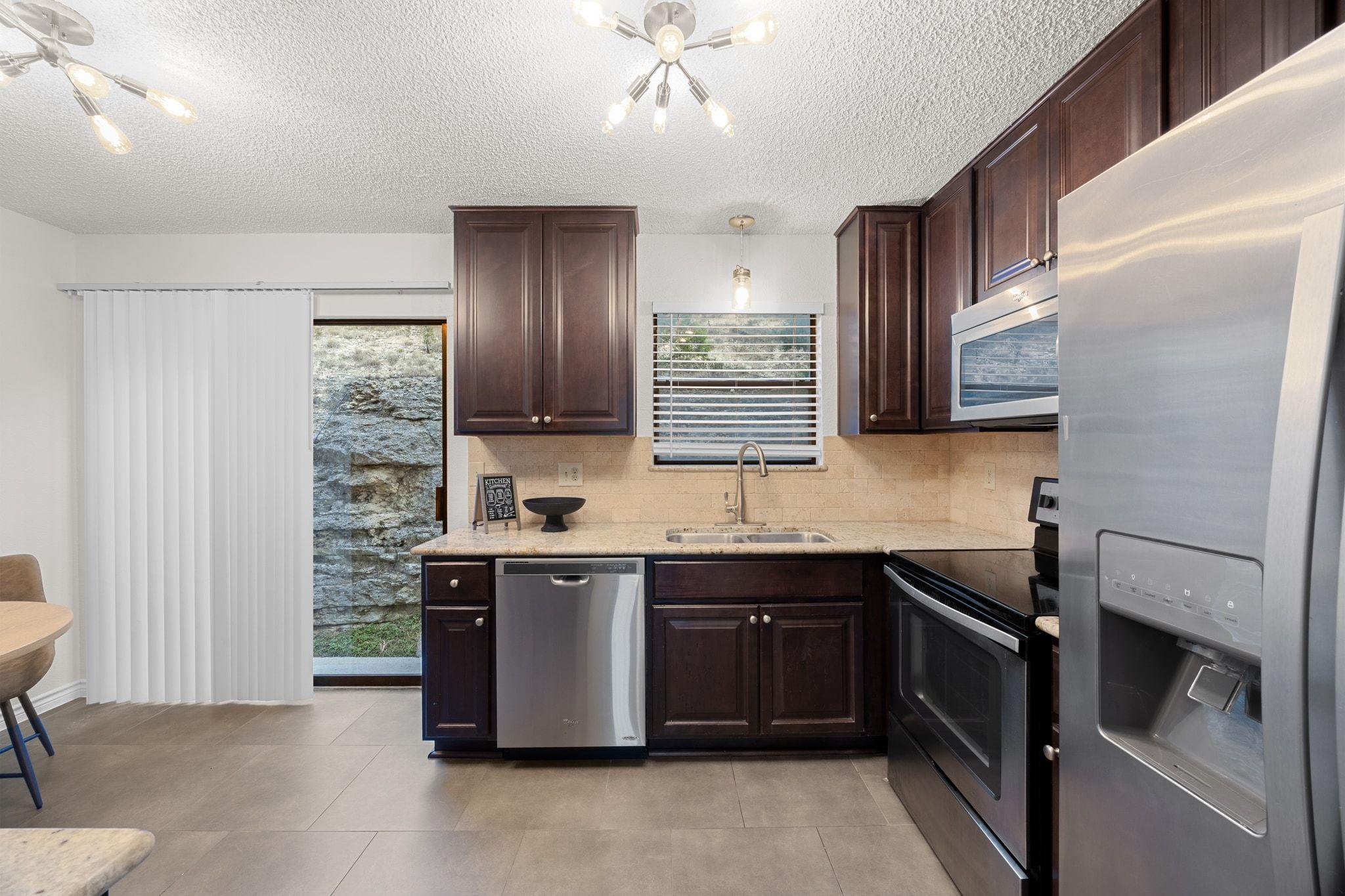 21461 Coyote Trl # 2, Lago Vista, TX 78645