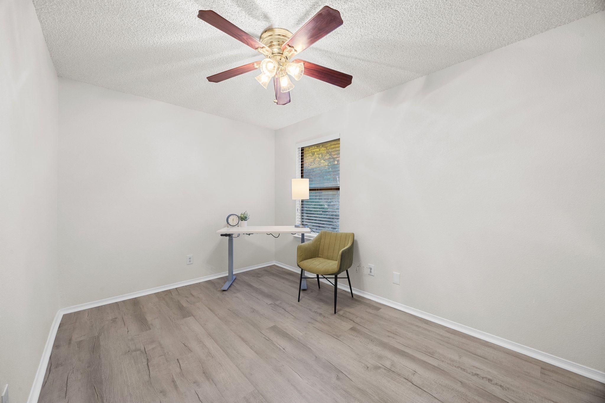 21461 Coyote Trl # 2, Lago Vista, TX 78645