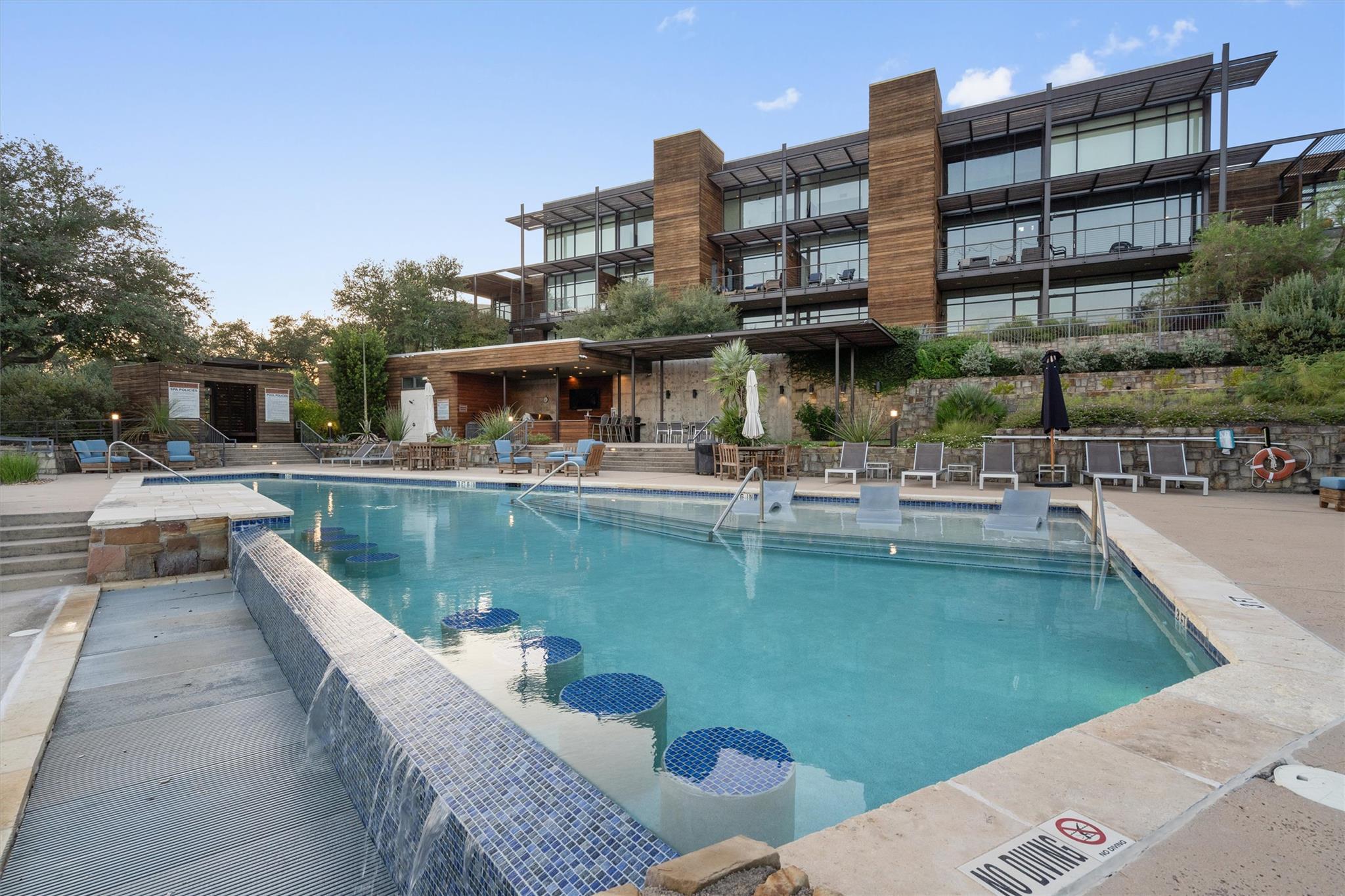 1101 Ivean Pearson Rd # E208, Lago Vista, TX 78645