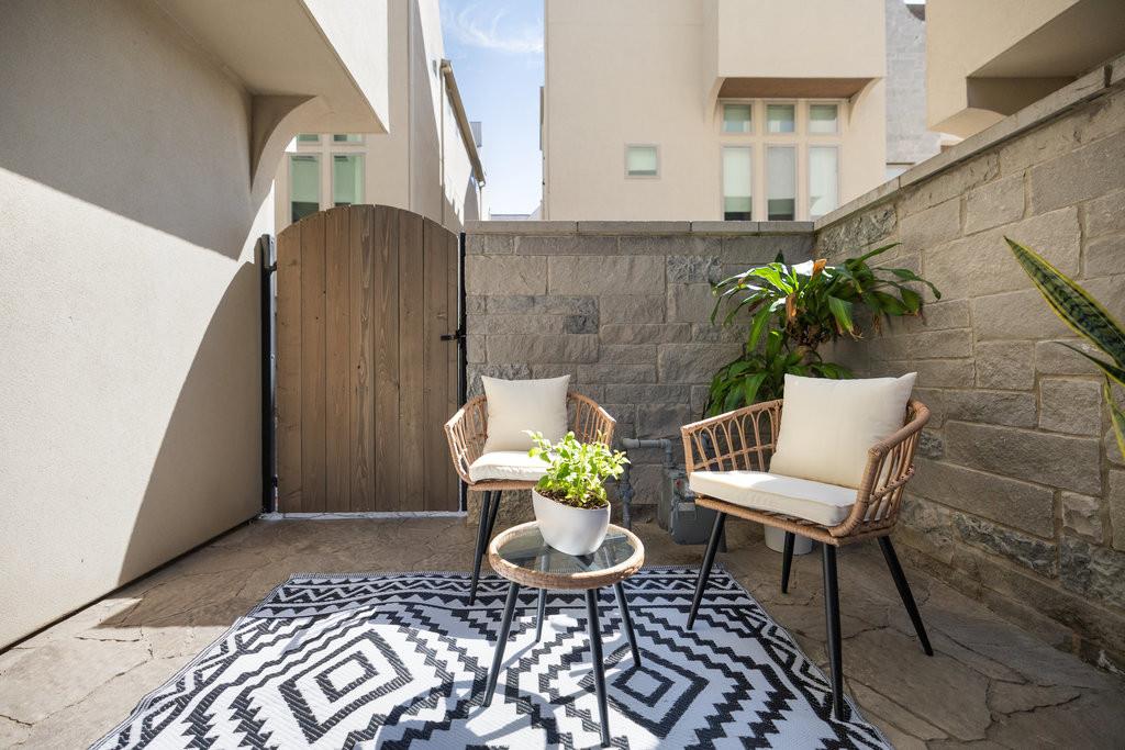 2300 Enfield Rd # 303, Austin, TX 78703