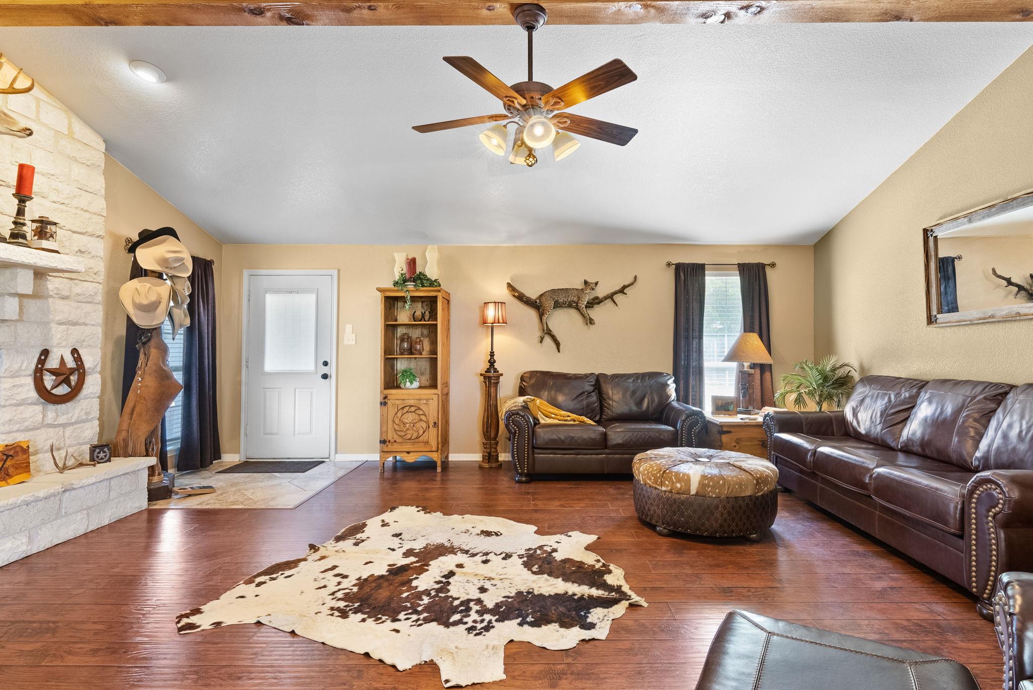 207 County Road 4492, Kempner, TX 76539