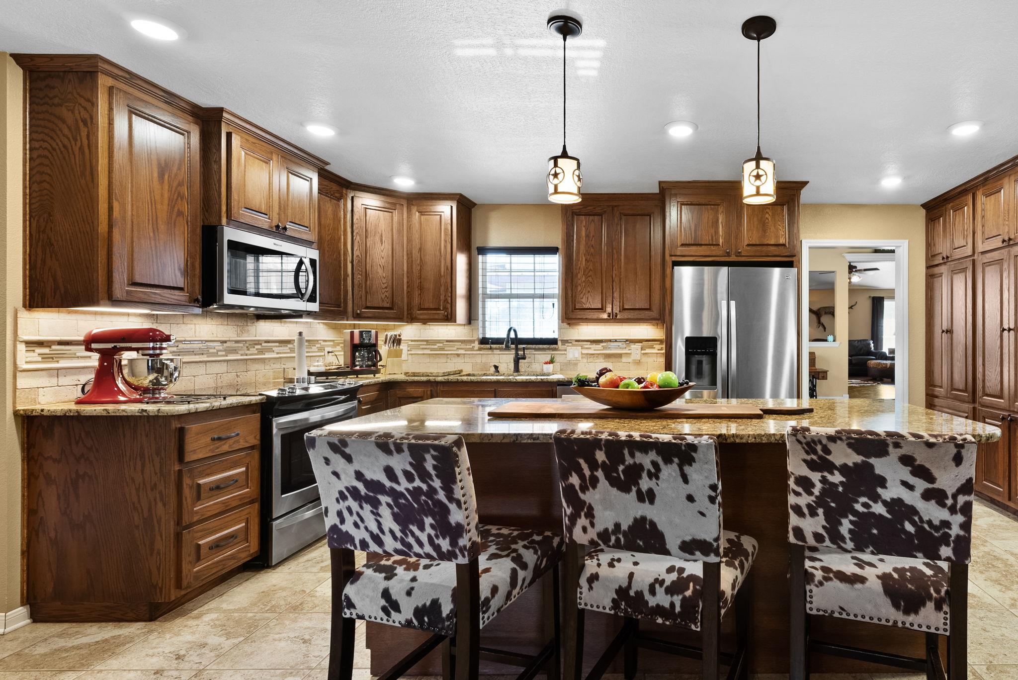 207 County Road 4492, Kempner, TX 76539