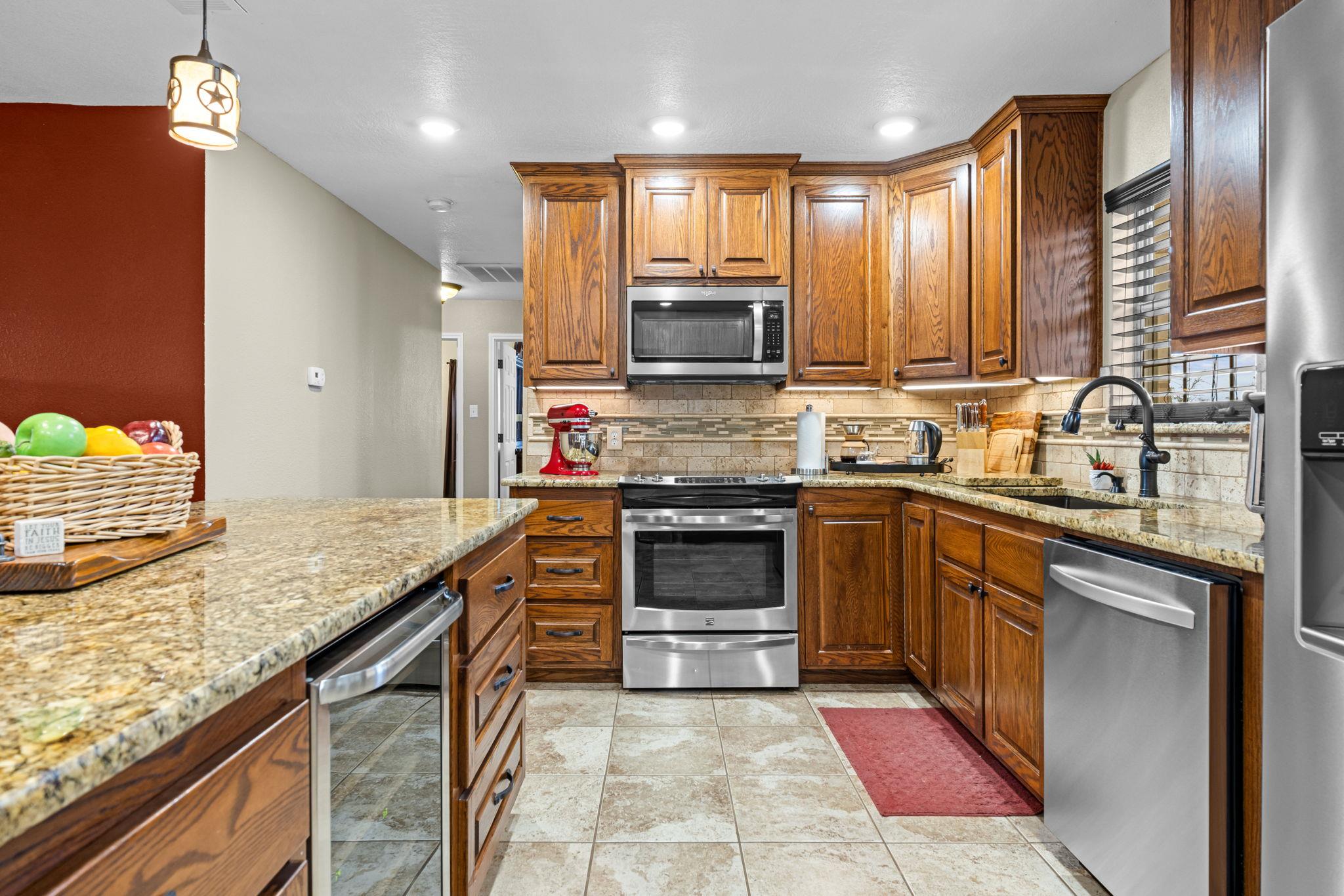 207 County Road 4492, Kempner, TX 76539