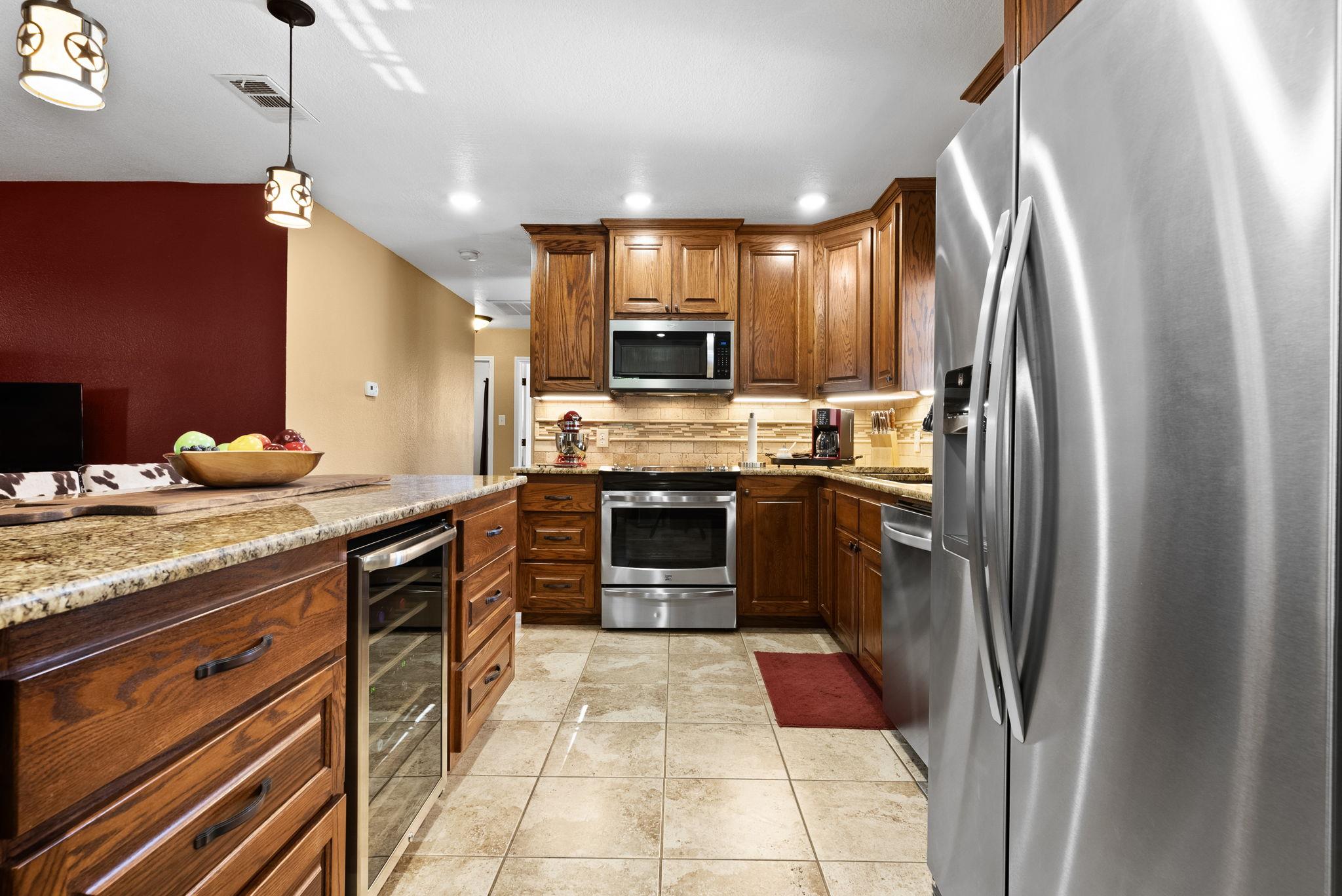 207 County Road 4492, Kempner, TX 76539