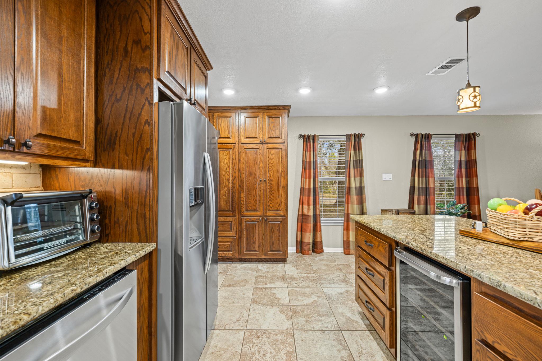 207 County Road 4492, Kempner, TX 76539