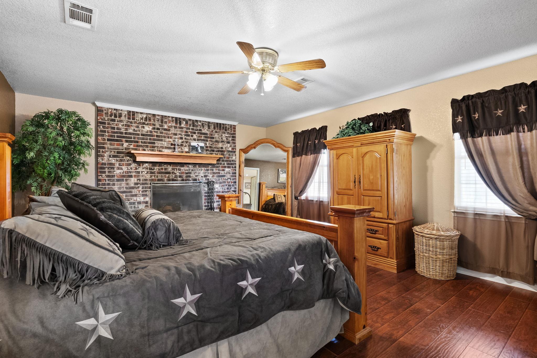 207 County Road 4492, Kempner, TX 76539