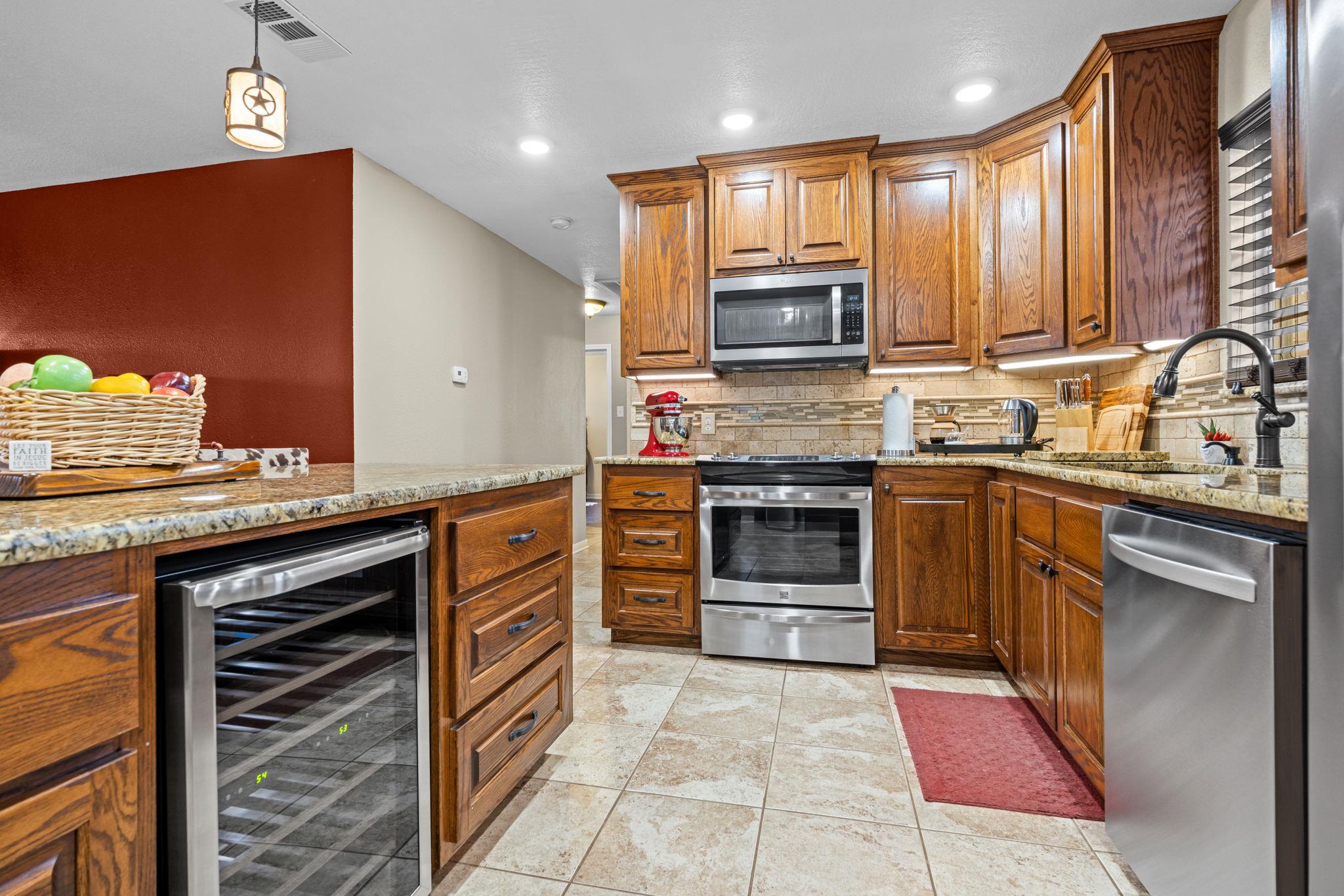 207 County Road 4492, Kempner, TX 76539