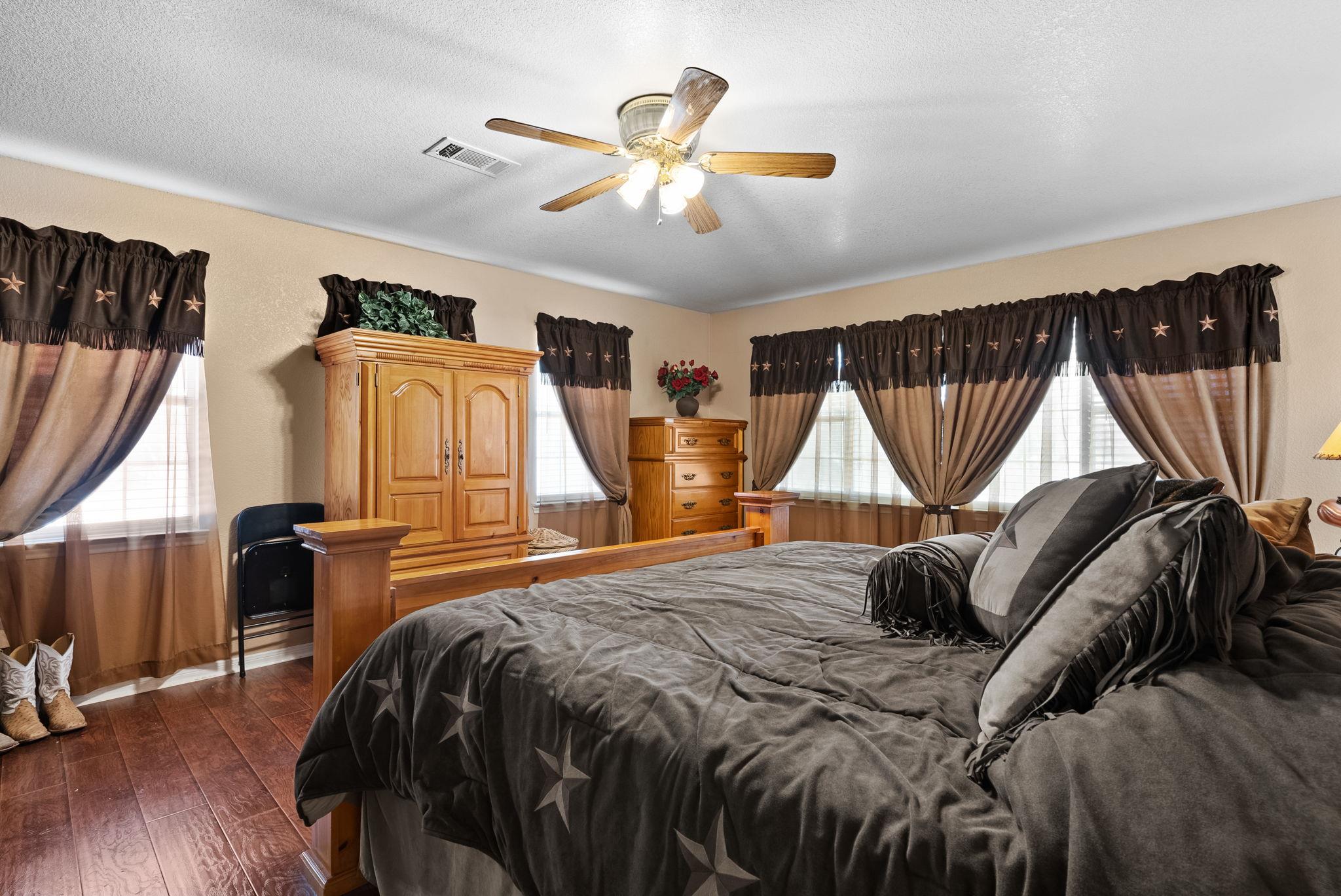 207 County Road 4492, Kempner, TX 76539