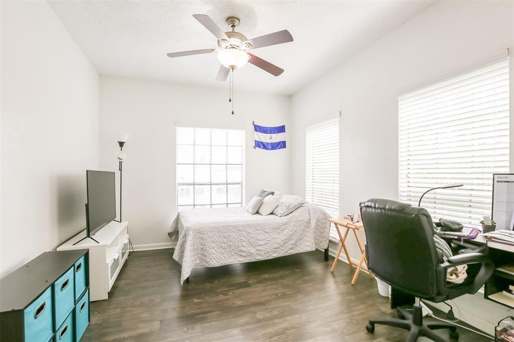 912 W 22nd St # 305, Austin, TX 78705