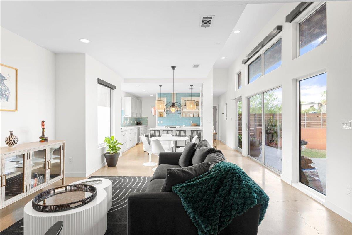 5301 Sendero Hills Pkwy, Austin, TX 78724