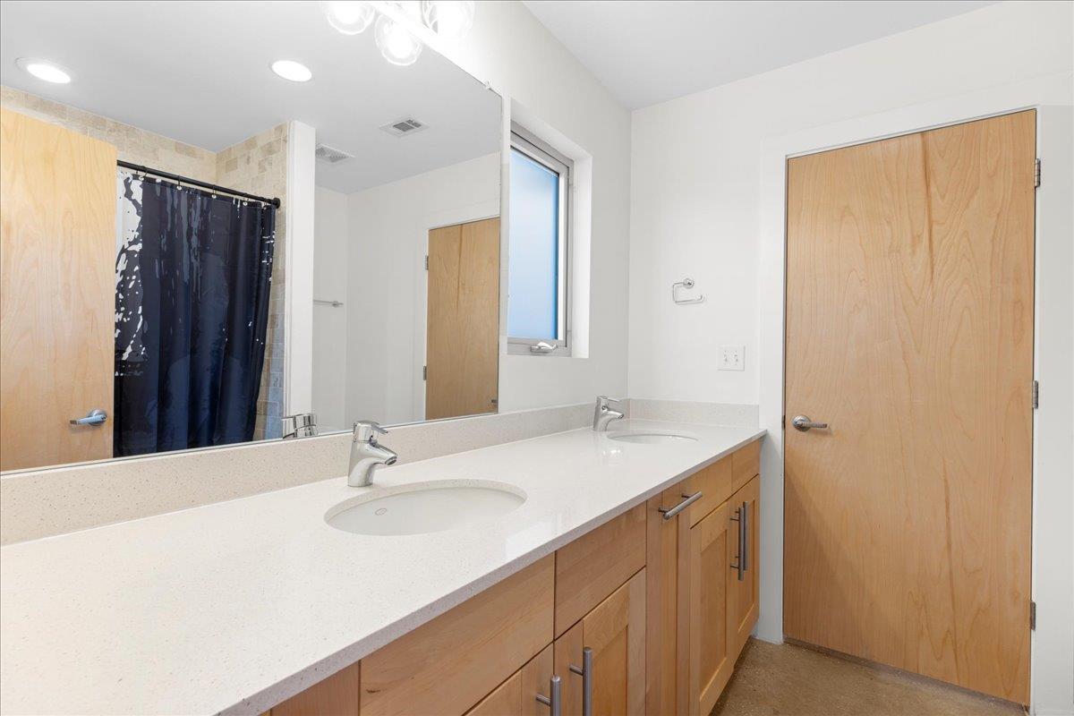 5301 Sendero Hills Pkwy, Austin, TX 78724