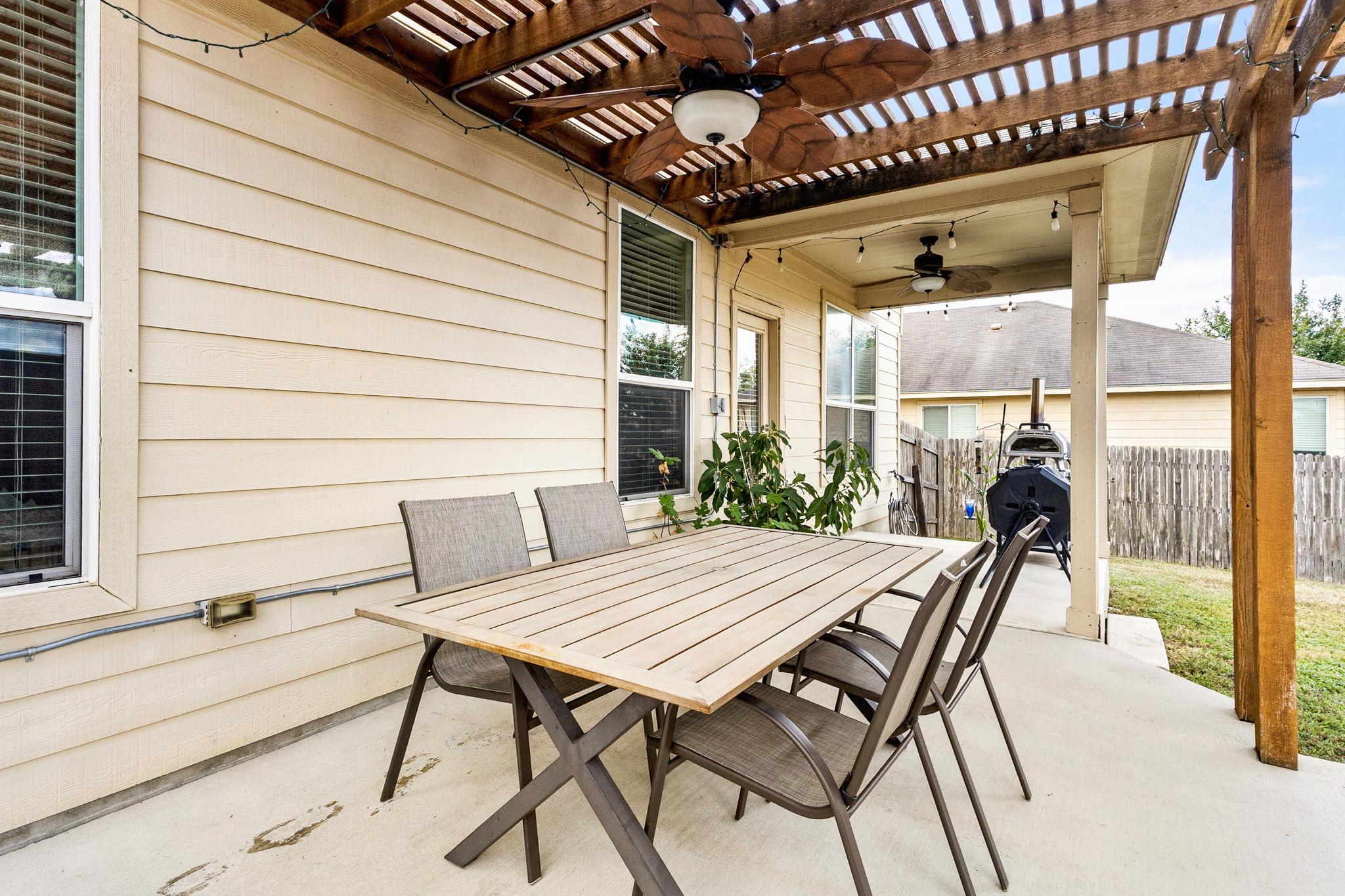 2909 Oakbranch Rdg, New Braunfels, TX 78130