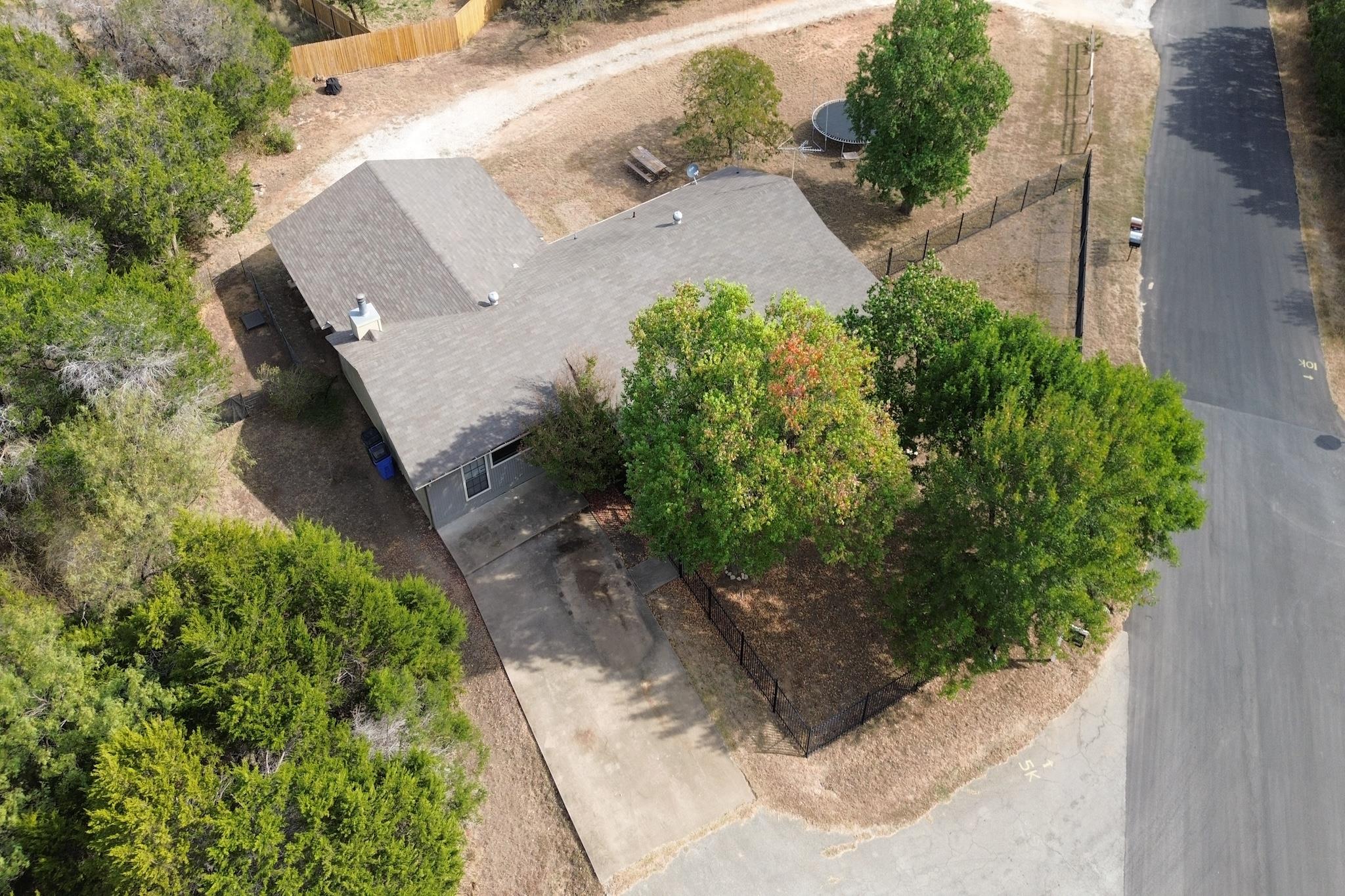 21500 Bluejay Blvd, Lago Vista, TX 78645