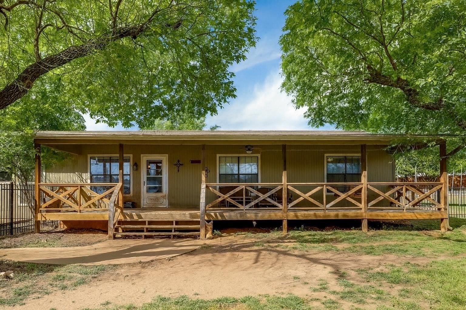 21500 Bluejay Blvd, Lago Vista, TX 78645