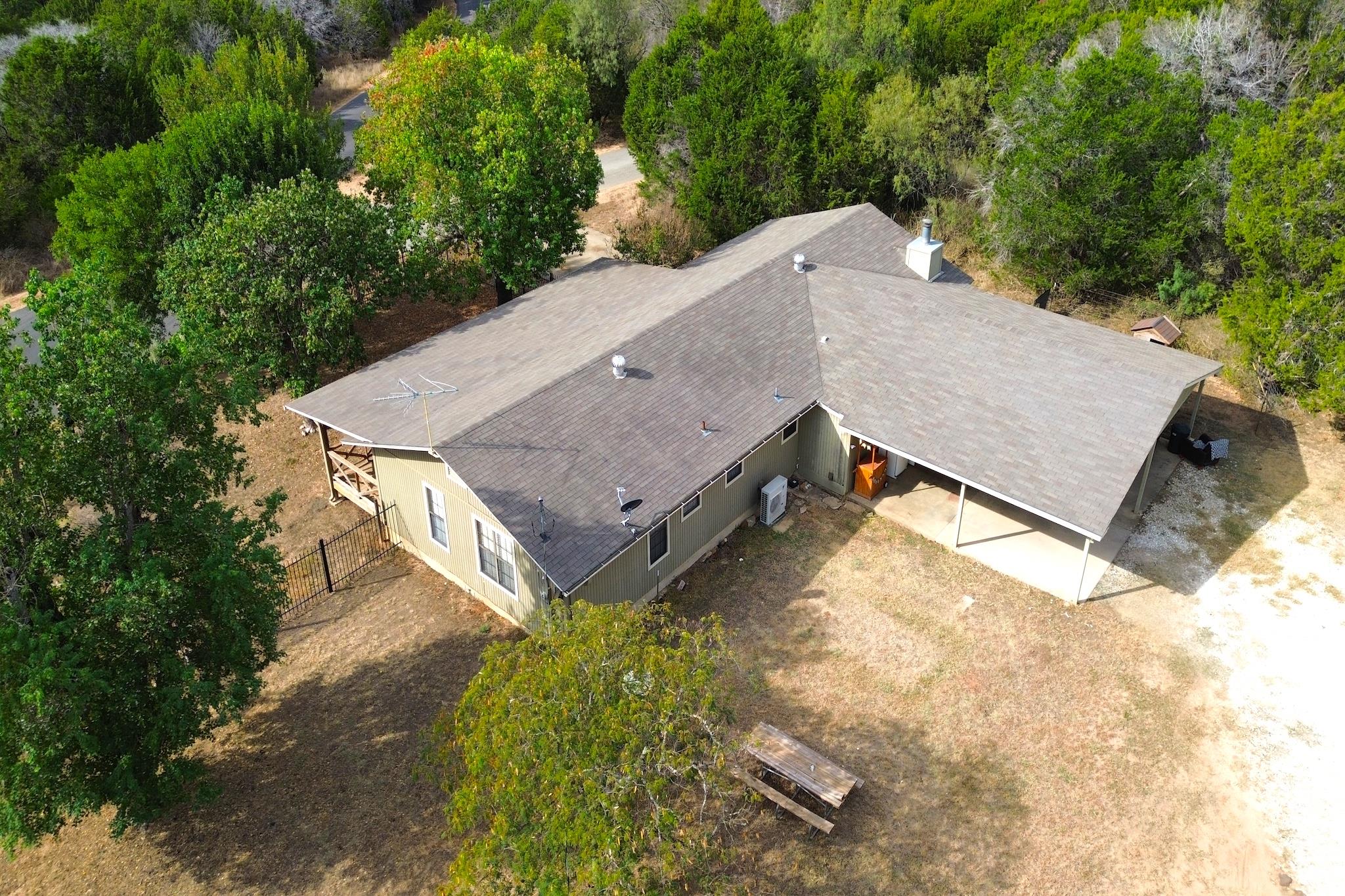 21500 Bluejay Blvd, Lago Vista, TX 78645