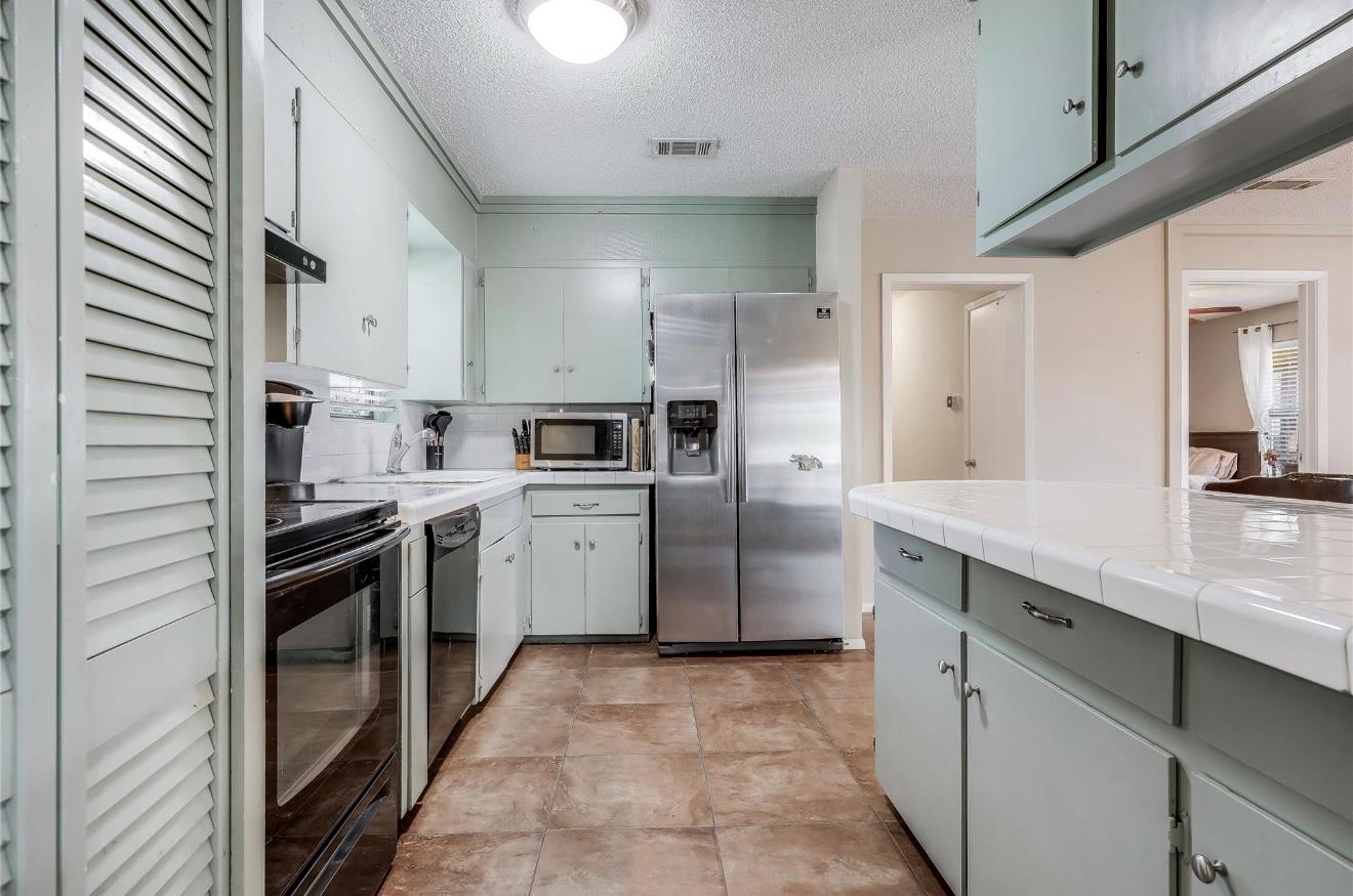 21500 Bluejay Blvd, Lago Vista, TX 78645