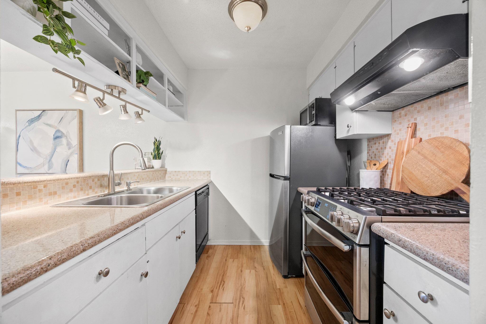 7801 Shoal Creek Blvd # 226, Austin, TX 78757