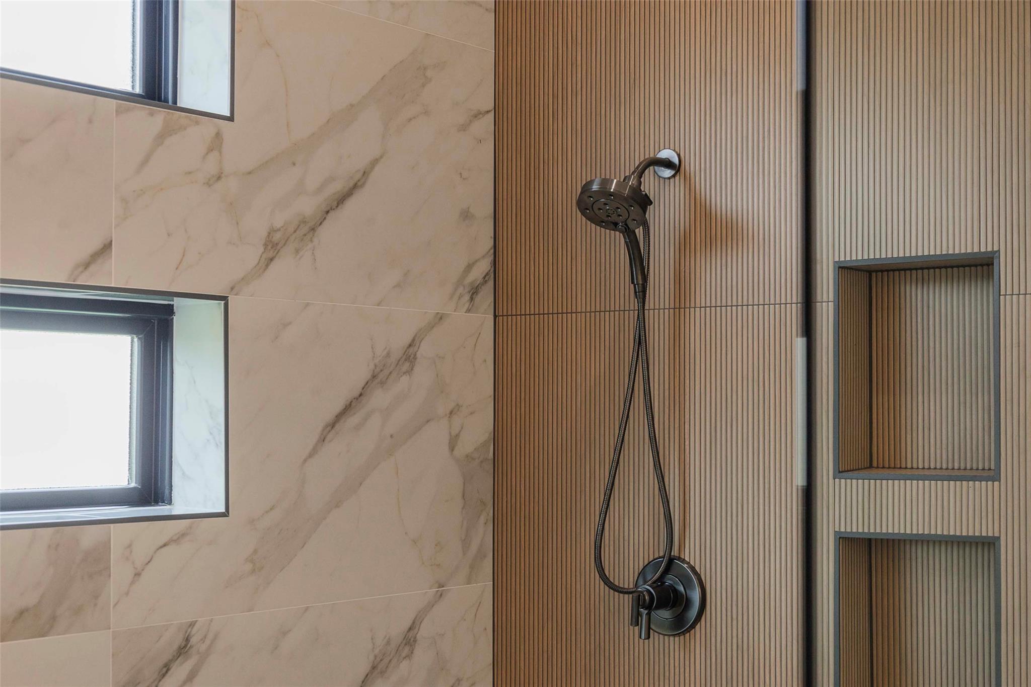 105 Manciano, Horseshoe Bay, TX 78657