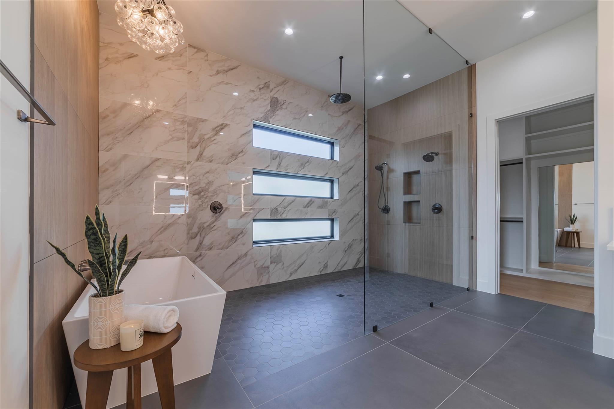 105 Manciano, Horseshoe Bay, TX 78657