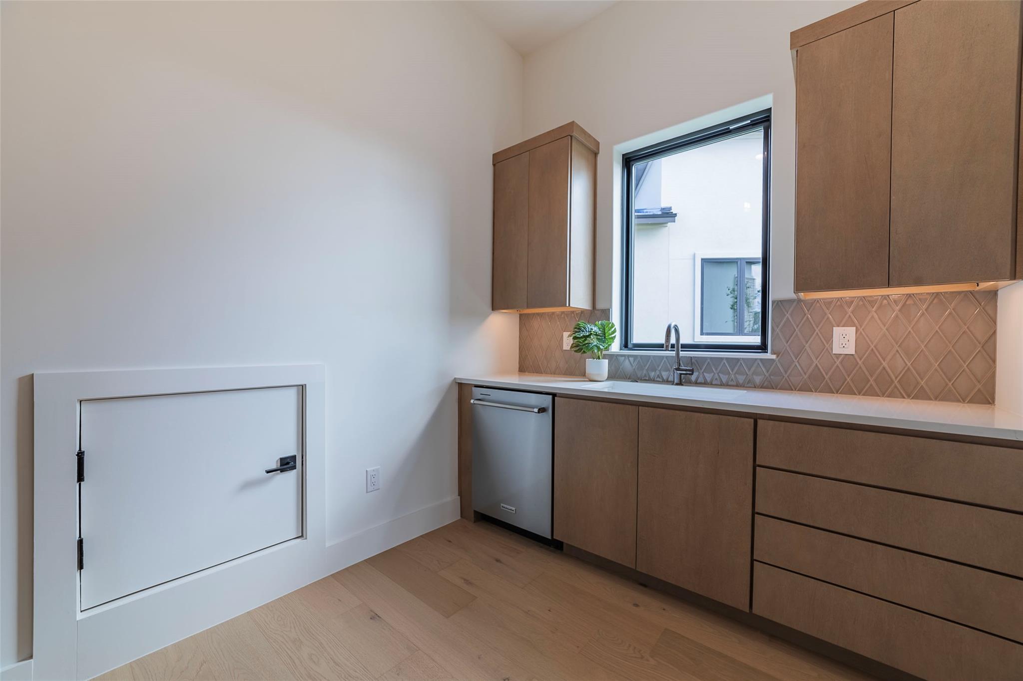 105 Manciano, Horseshoe Bay, TX 78657