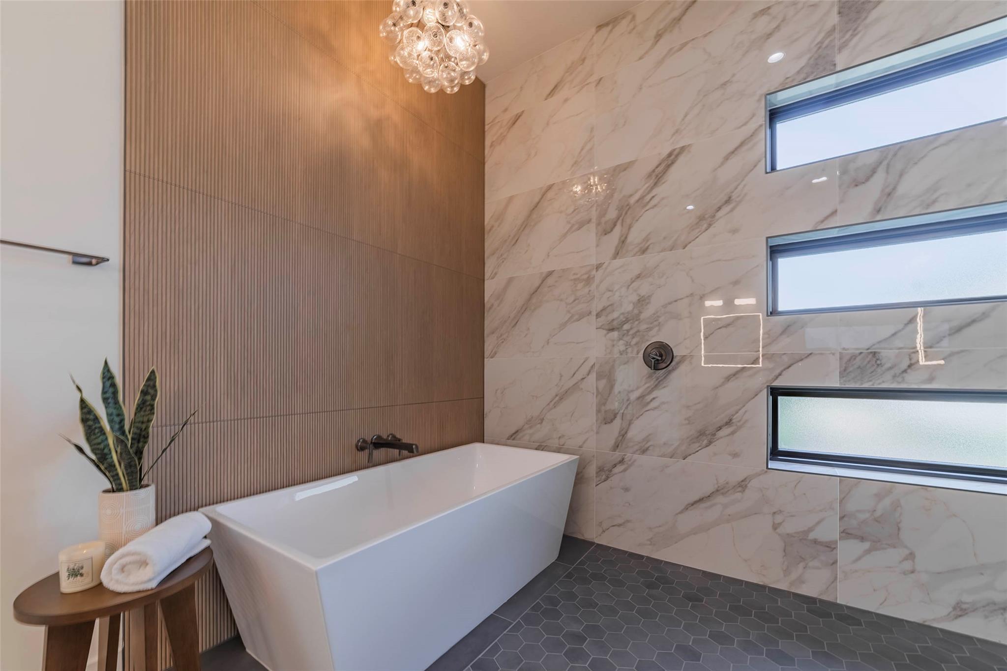 105 Manciano, Horseshoe Bay, TX 78657