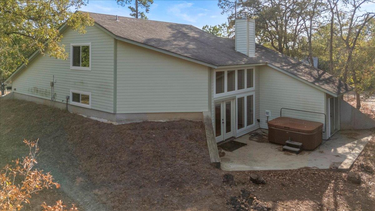 180 W Kelley Rd, Bastrop, TX 78602