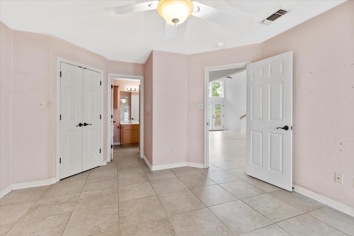 180 W Kelley Rd, Bastrop, TX 78602