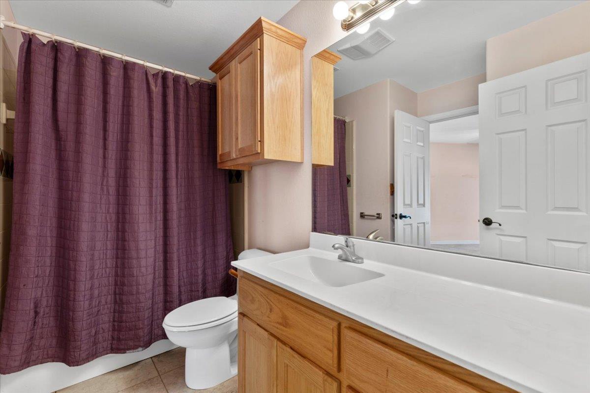 180 W Kelley Rd, Bastrop, TX 78602