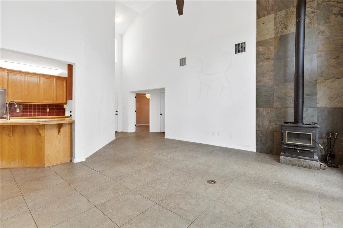 180 W Kelley Rd, Bastrop, TX 78602