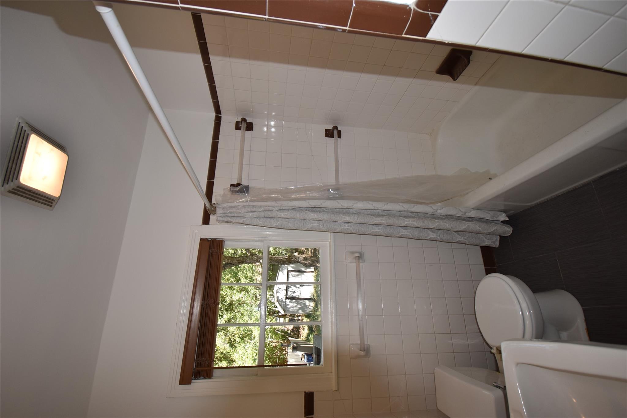 1606 Margaret St, Austin, TX 78704