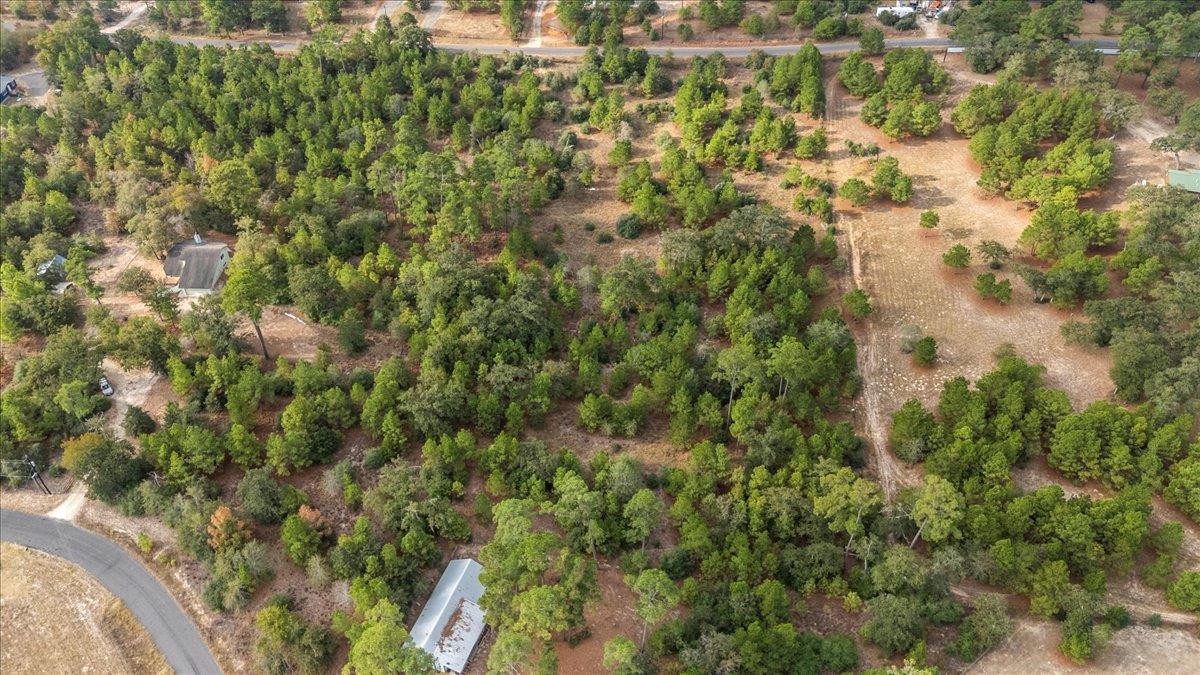 187 K C Dr, Bastrop, TX 78602