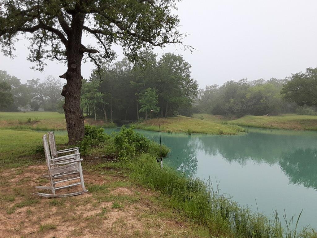 251 Fairview Dr, Rockdale, TX 76567