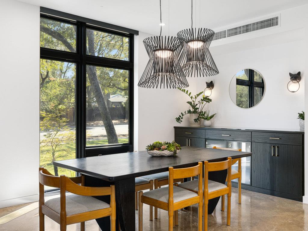 1600 Barton Hills Dr, Austin, TX 78704