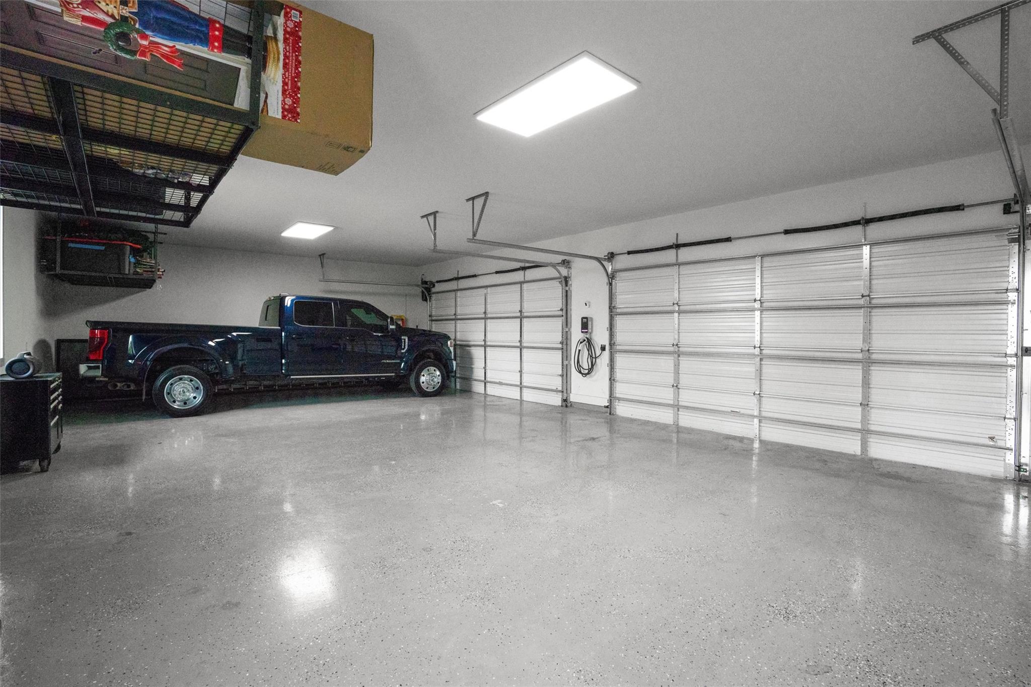 100 Overlook Dr, Liberty Hill, TX 78642