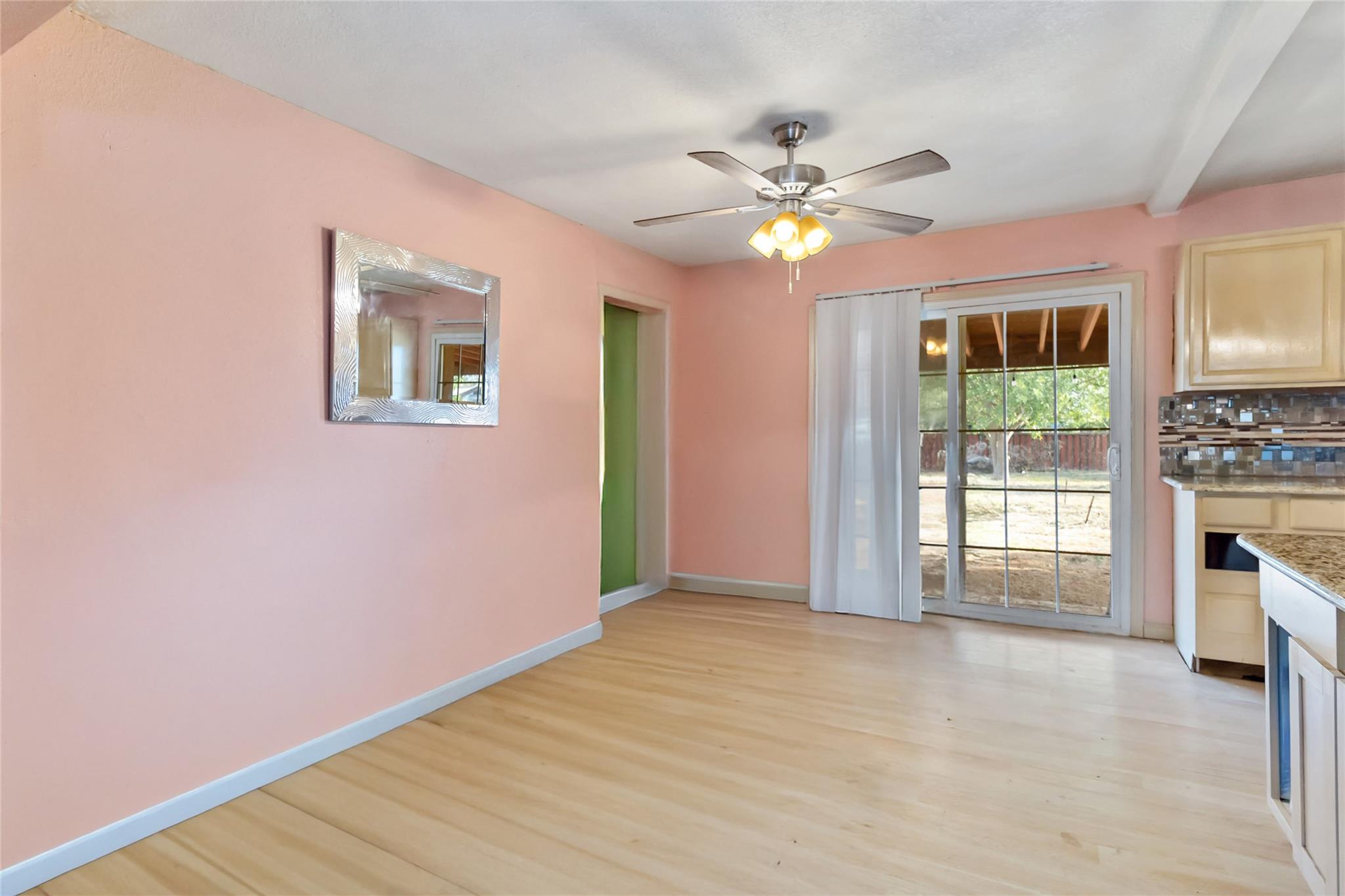 5115 Meadow Brook Ln, San Marcos, TX 78666