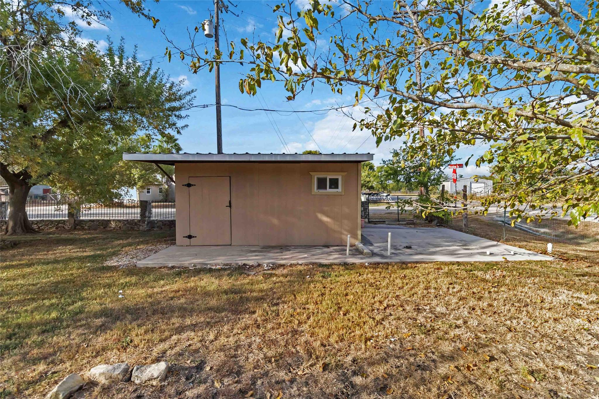 5115 Meadow Brook Ln, San Marcos, TX 78666