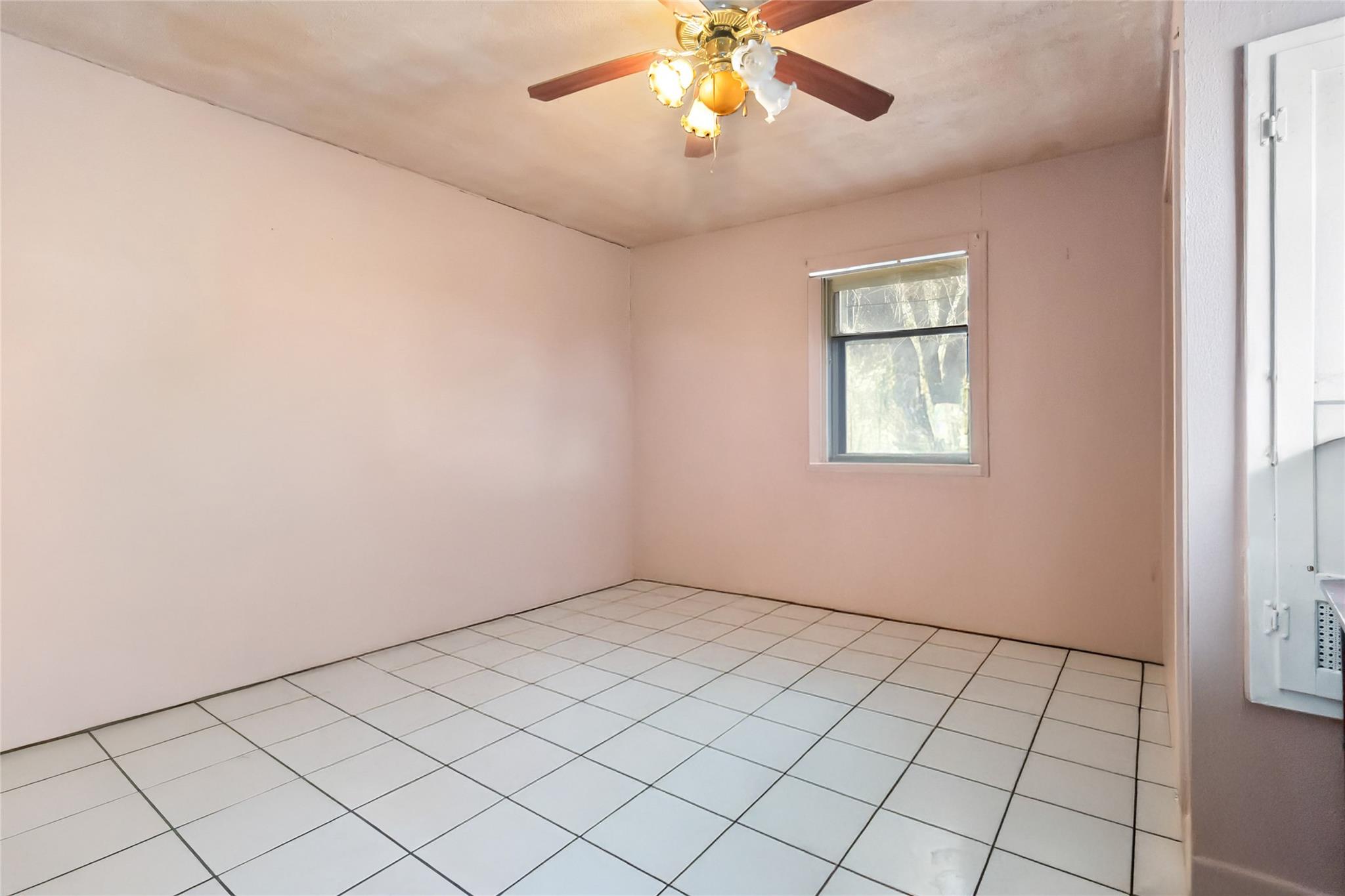 5115 Meadow Brook Ln, San Marcos, TX 78666