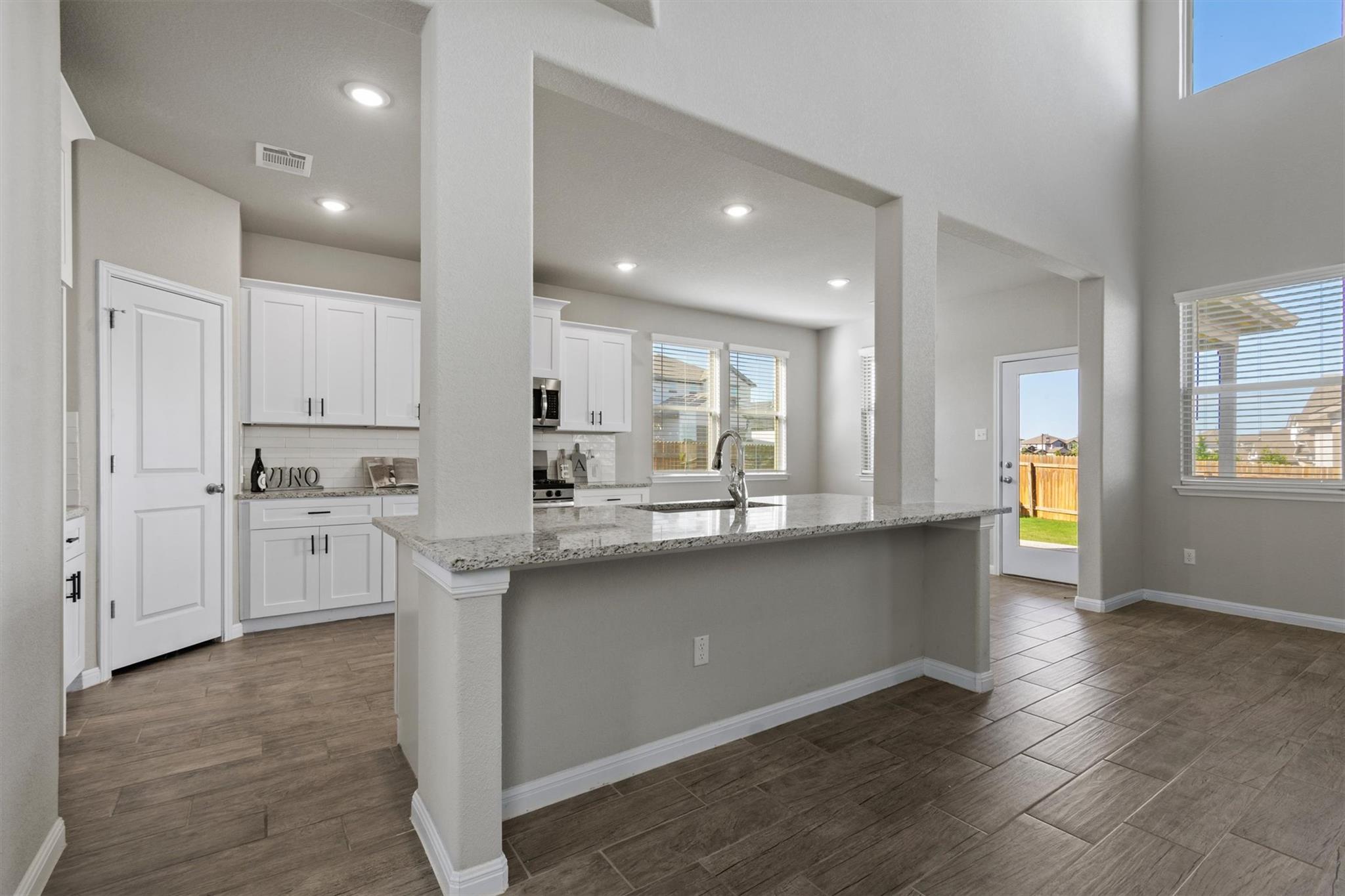 301 Greenway Dr, Georgetown, TX 78628