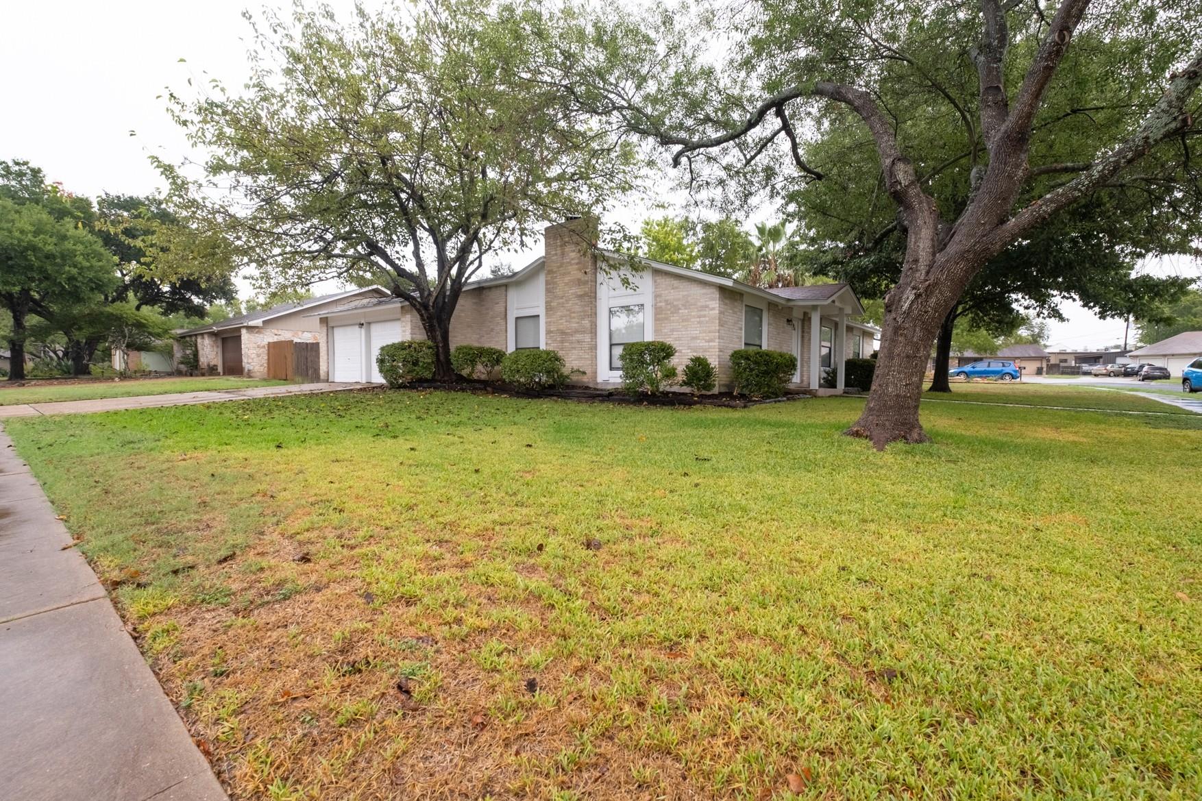 11605 Gungrove Cir, Austin, TX 78750