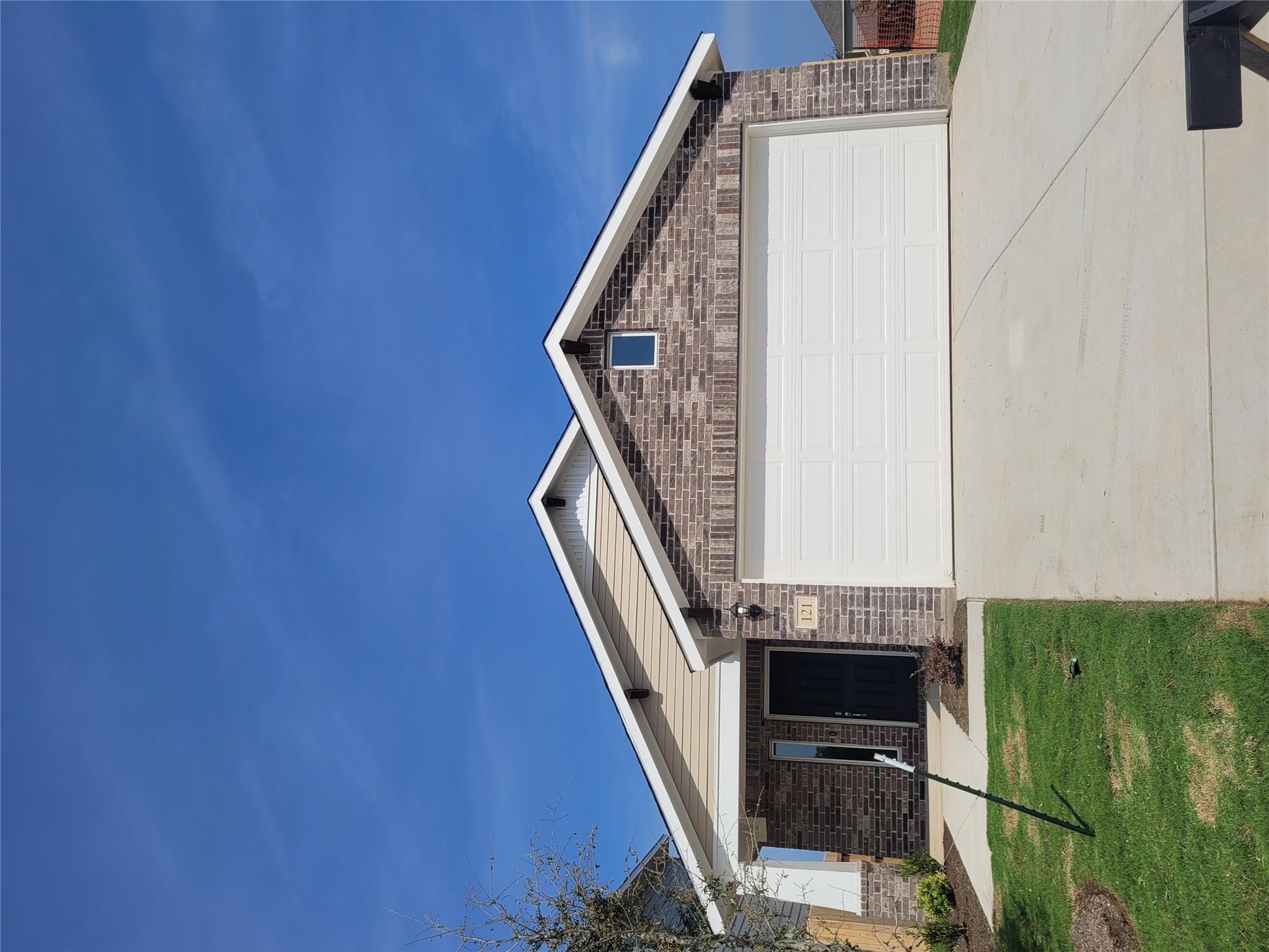 121 Tall Grass Dr, Georgetown, TX 78628