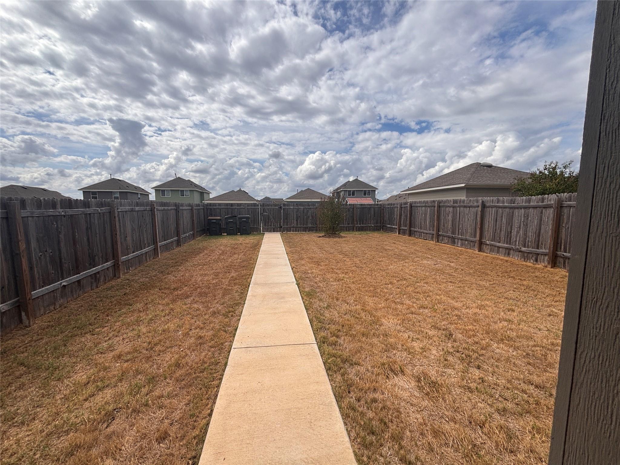 2916 Brand Iron Dr, San Marcos, TX 78666