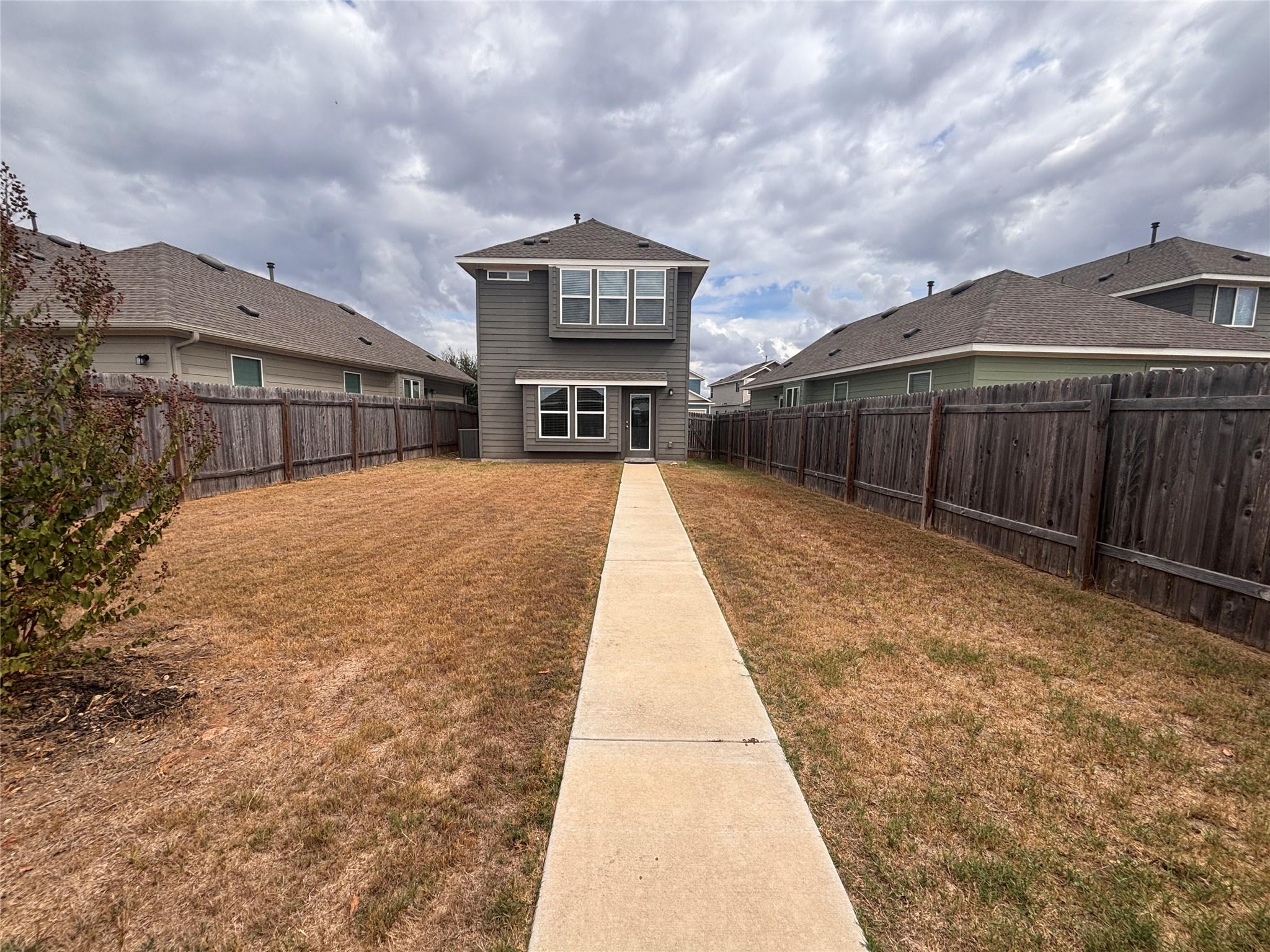 2916 Brand Iron Dr, San Marcos, TX 78666