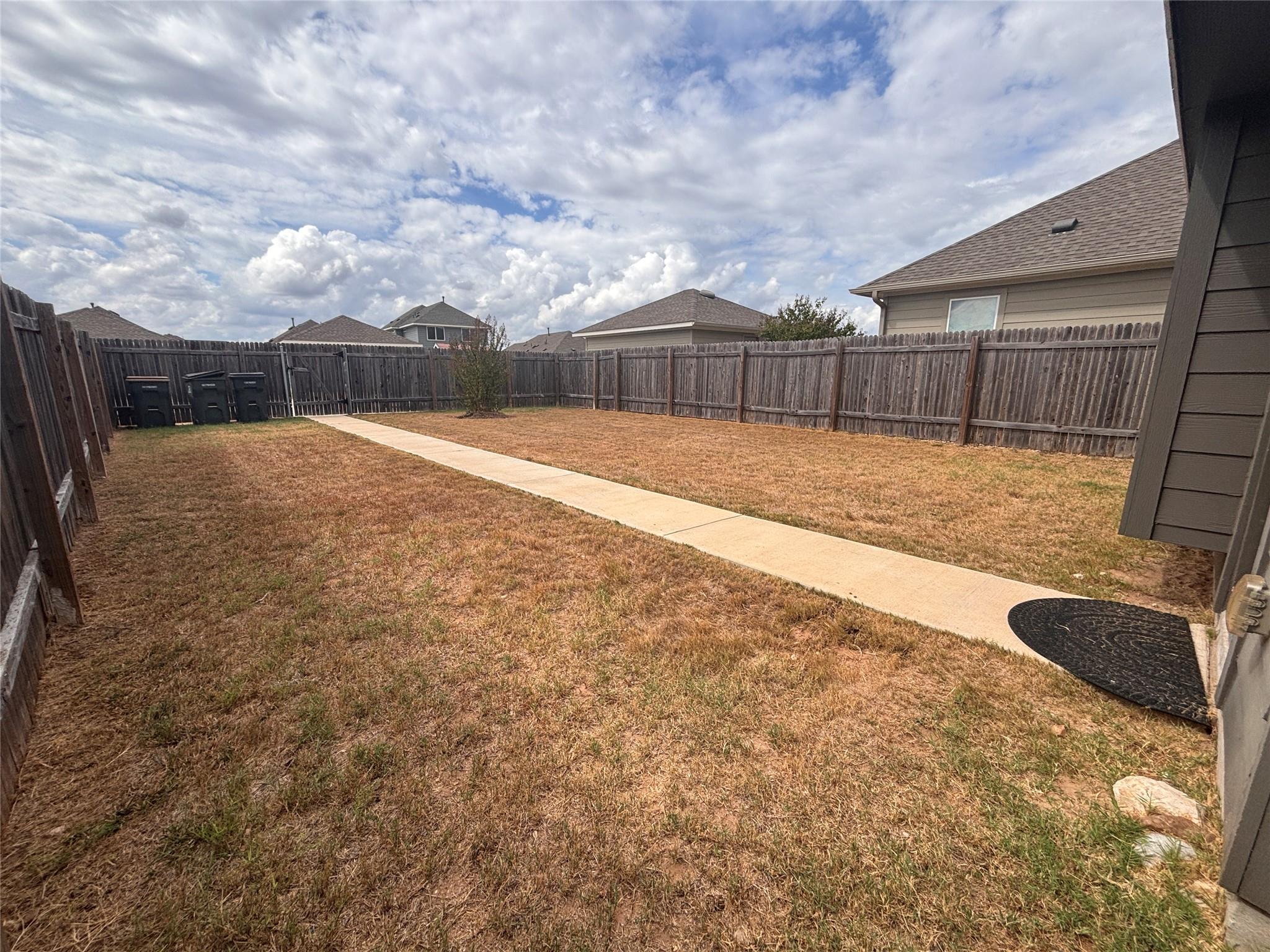 2916 Brand Iron Dr, San Marcos, TX 78666