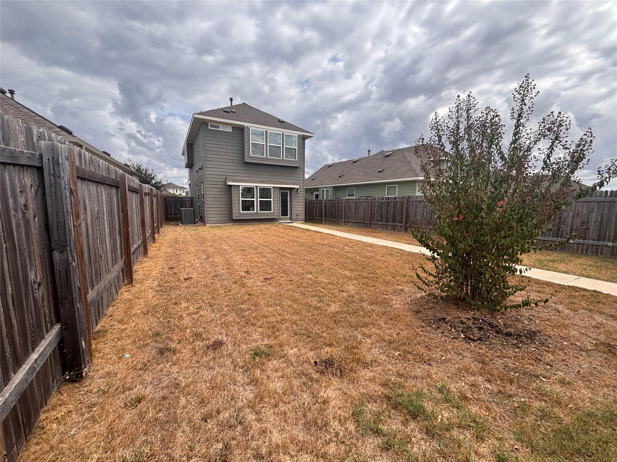 2916 Brand Iron Dr, San Marcos, TX 78666